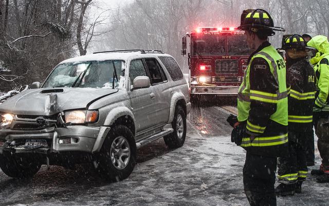E192 responded to this MVA on Playland Parkway under the Boston Post Rd Overpass during snow storm "Nemo" 2/8/13 
Photo courtesy of RFD Firefighter Lester Millman