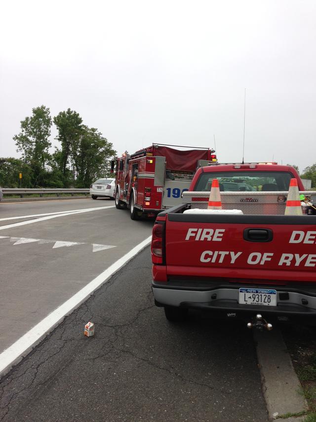 Engine 192 on the ramp from I-287 EB to I-95 SB, Photo by FF Leslie 