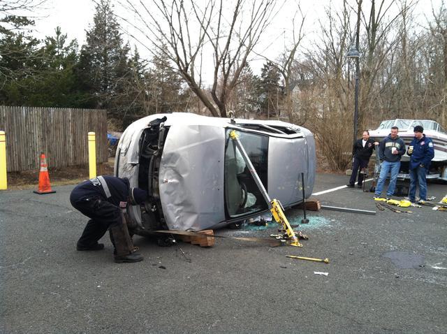 Res-Q-Jack and Paratech, demonstrated their stabilization system at RFD Station 2 with Harrison FD and Town of Mamaroneck FD also in attendance 3/16/13