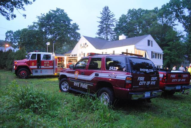 Rye Firefighters practice ladder bailouts with Top Rung Training Associates 5/22/2011