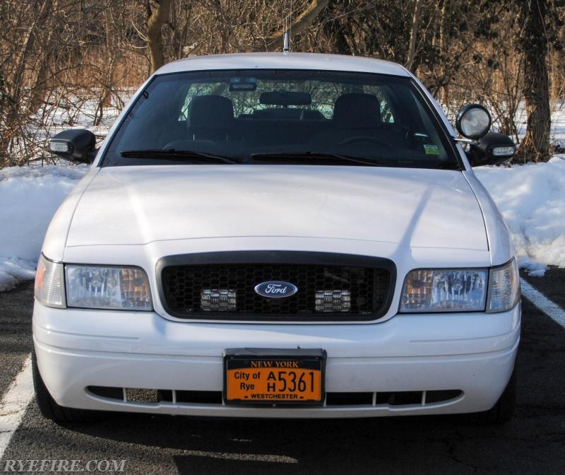 Car 2425 (2007 Ford Crown Victoria) 