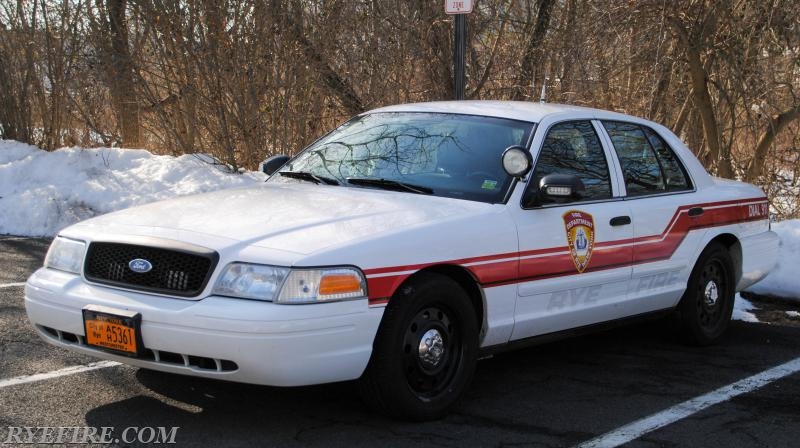 Car 2425 (2007 Ford Crown Victoria) 