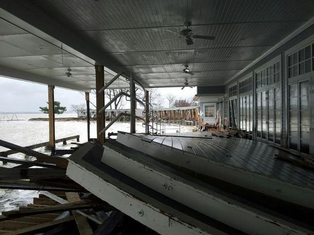 Shenorock Shore Club the next morning morning. Courtesy Rye PD Marine Unit